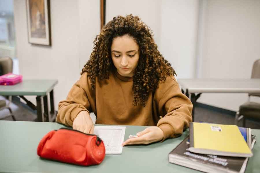Can Learning Management Systems Detect Cheating?