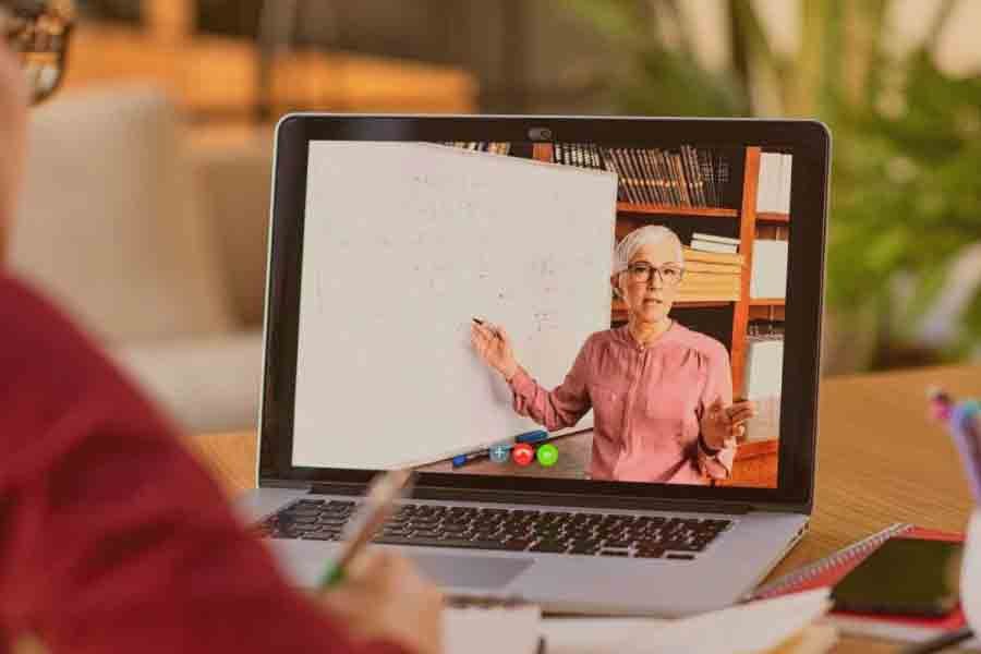 What are the assessment methods in online learning? 14 Creative Ways
